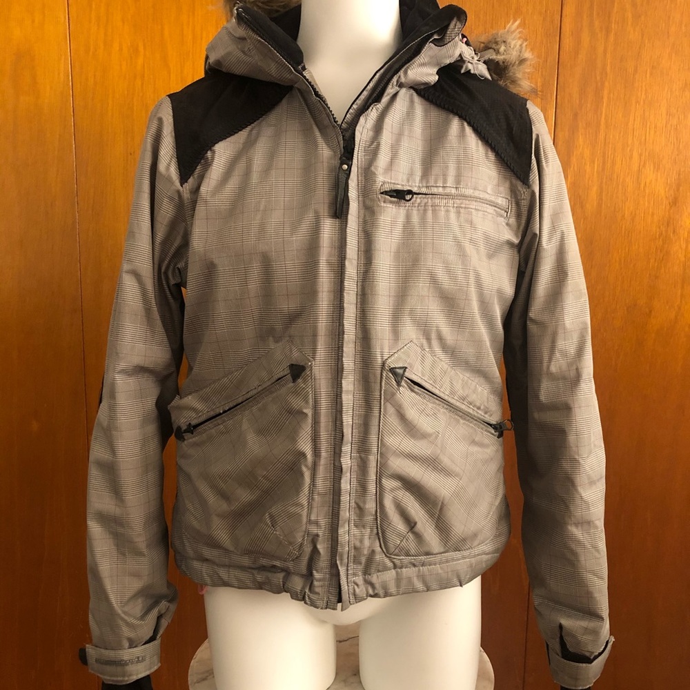 3 for 15! Girls powder room ski jacket xs